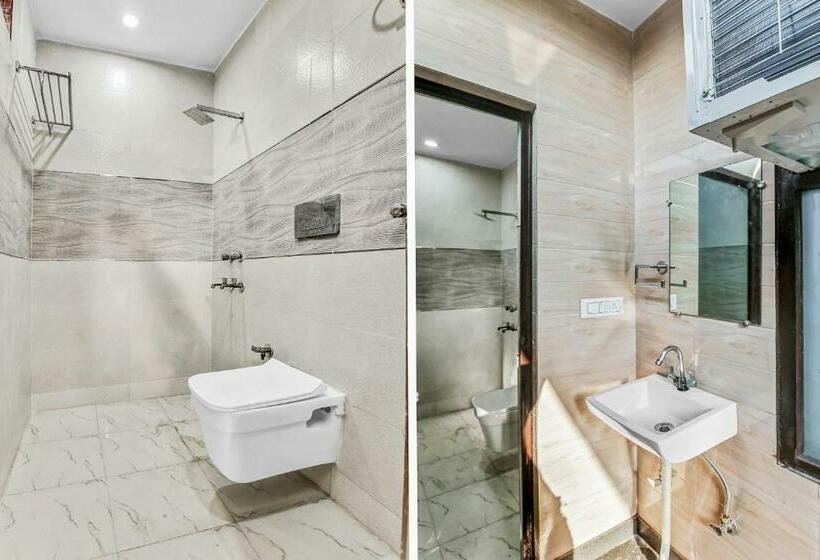 트리플 클래식 룸, Flagship Hotel Secret Mirage Near Rithala Metro Station