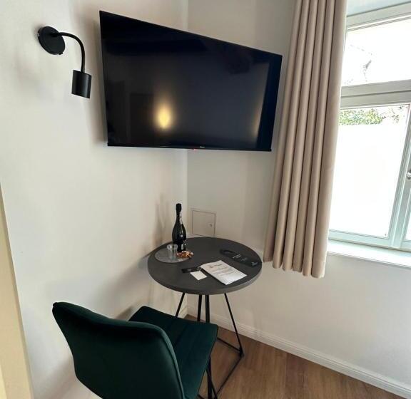 Трехместный Номер Deluxe, Hopfenhotel Am Adenauerufer
