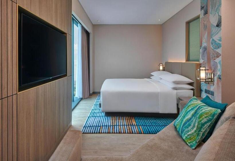Люкс Кровать Кинг, Courtyard By Marriott Setia Alam
