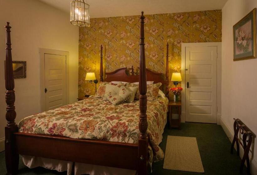 스위트, Taylor House Inn