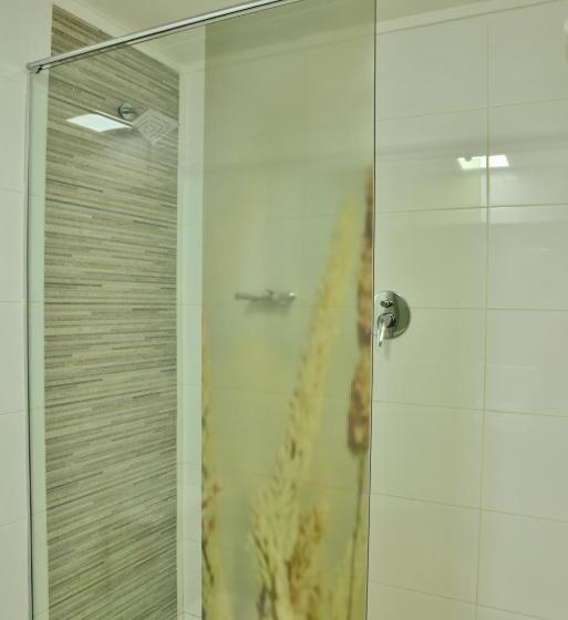 اتاق استاندارد, Cresta Oasis