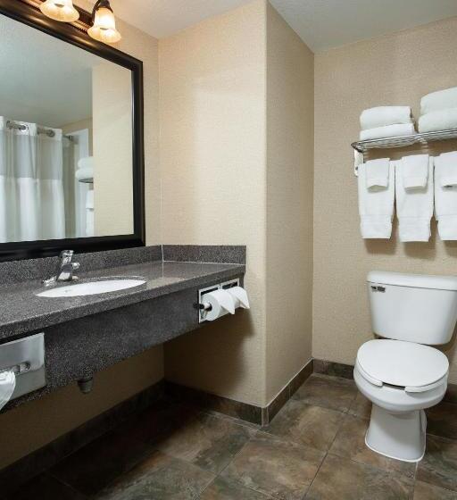 Люкс Executive Кровать Кинг, Pomeroy Hotel Fort St. John