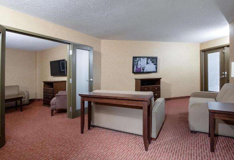 Люкс Executive Кровать Кинг, Pomeroy Hotel Fort St. John