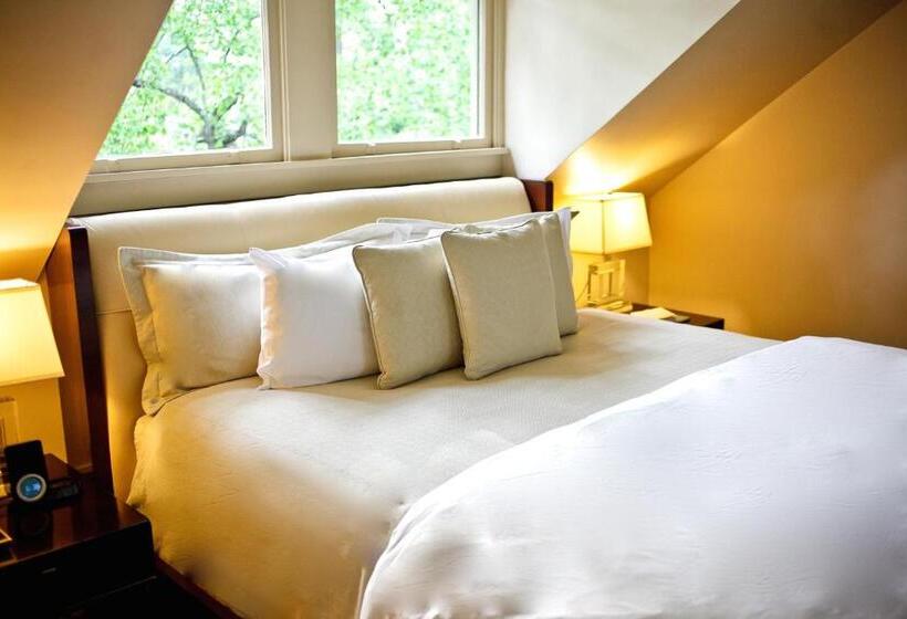 带大床的复式套间, Stonehurst Place Bed & Breakfast