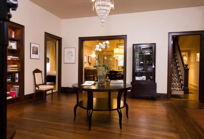 带大床的套房, Stonehurst Place Bed & Breakfast