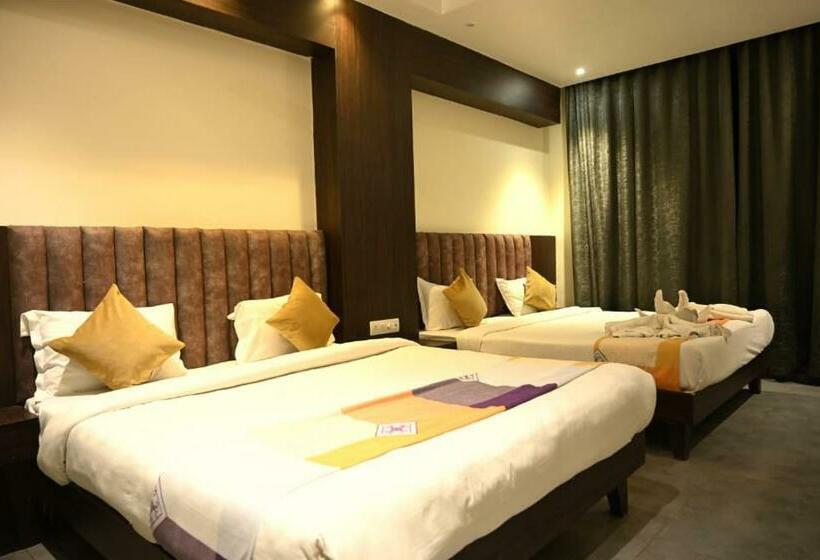 标准间, Nakshatra Resort