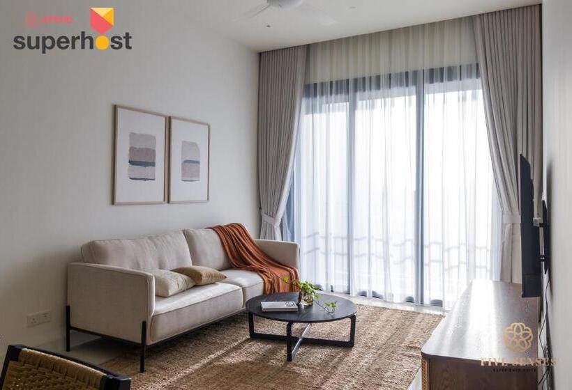 2 Bedroom Premium Apartment, Viia Residences In Kl Eco City, Five Senses