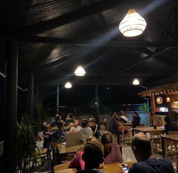 Номер Стандарт, Pondok Tetebatu Cottages And Cafe