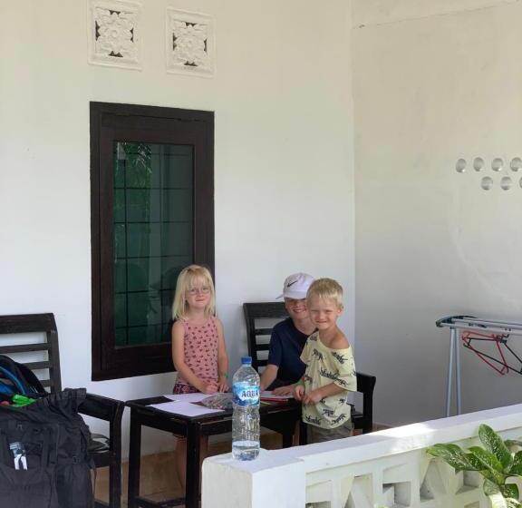 Номер Стандарт, Pondok Tetebatu Cottages And Cafe