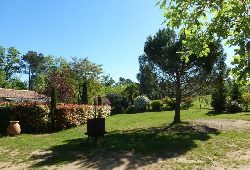 Номер Стандарт, Domaine Du Planas Ailhon Ardeche