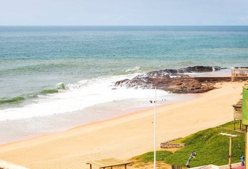 标准三人间, Praia A Vista Salvador