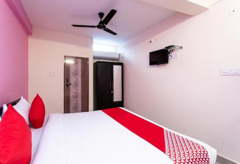 Трехместный Номер Классика, Decision By Oyo Rooms