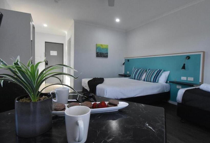 스탠다드 스튜디오, Ballina Homestead Motel