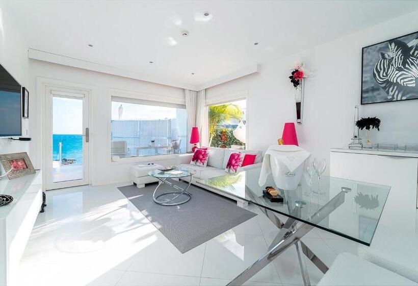 Люкс Superior Вид на Море, Lani S Suites De Luxe   Adults Only