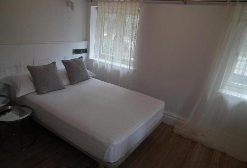 Номер Deluxe Одноместный, The Kingsley At Eversley