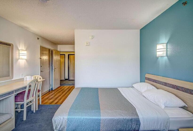 장애인을 위한 스탠다드 룸, Econo Lodge