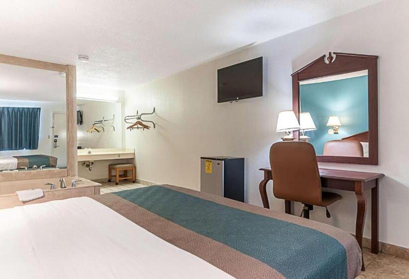 Люкс Кровать Кинг, Motel 6southgate, Mi  Detroit