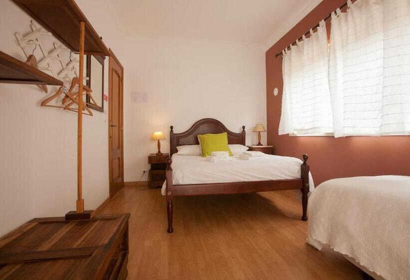 Номер Стандарт Совместная Ванная, Ericeira Chill Hill Hostel & Private Rooms