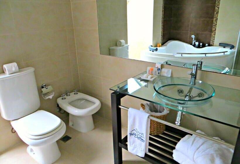 디럭스 스위트, Petit Chateau Hotel Boutique