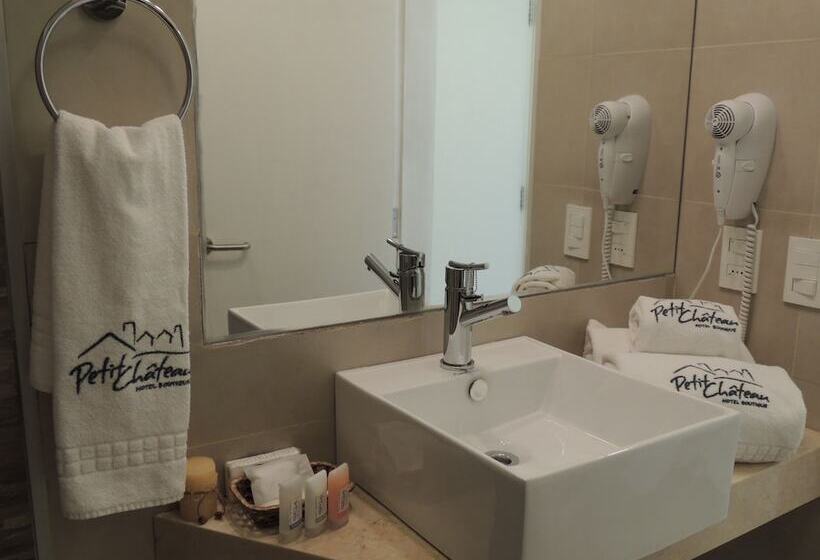 스탠다드 룸, Petit Chateau Hotel Boutique