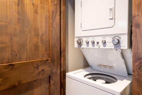Апартаменты 1 Спальня, Riverside B02   Riverside Magpie