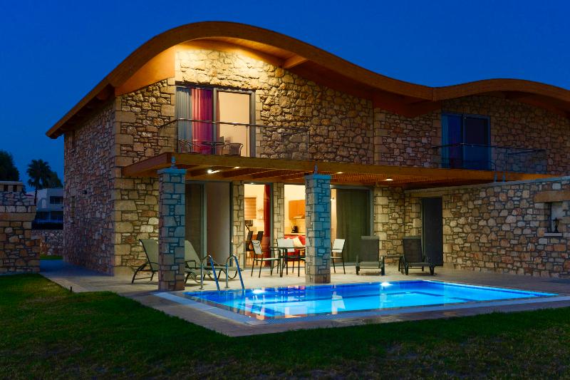 Вилла Superior 1 Спальня, Estrella Villas