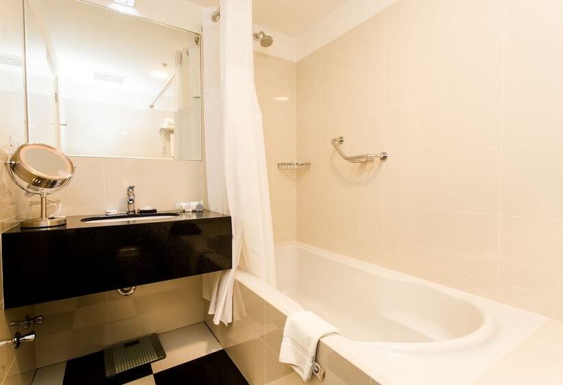수피리어 룸, Costa Del Sol Wyndham Lima City