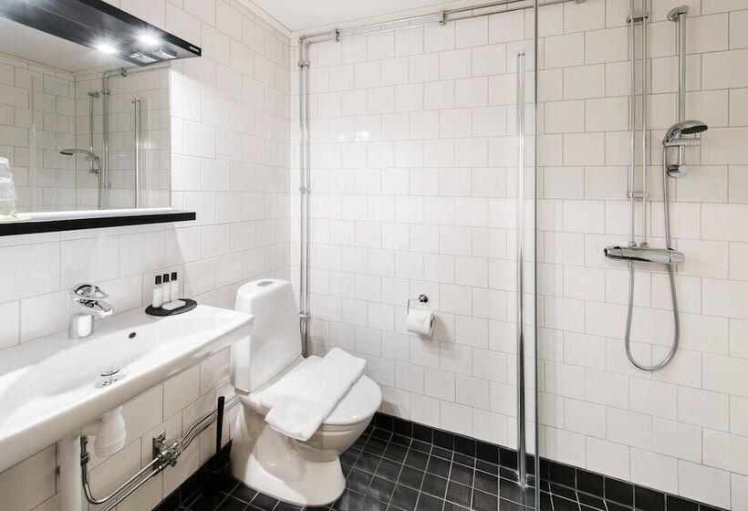 标准单人间, Spis Hotell Naran