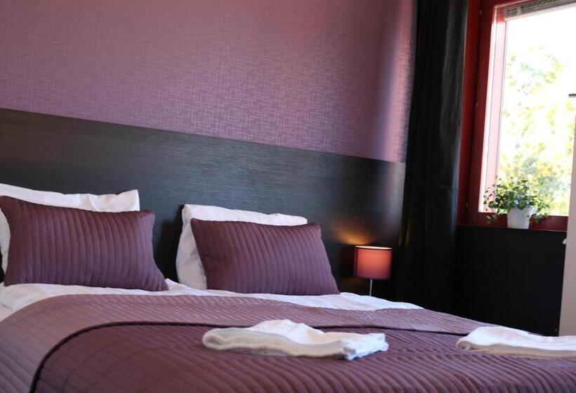 Номер Стандарт, Nacka Stadshotell