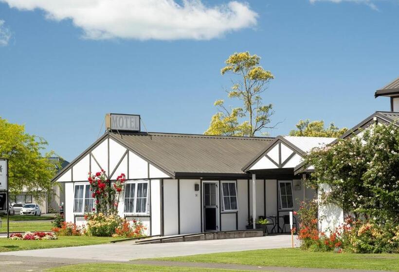 침실 2개 아파트, Tudor Park Motel