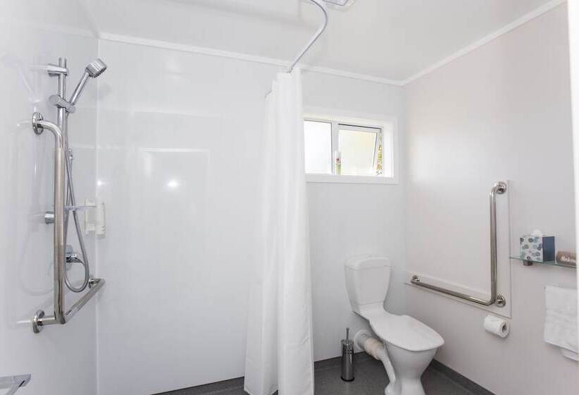 침실 2개 아파트, Tudor Park Motel