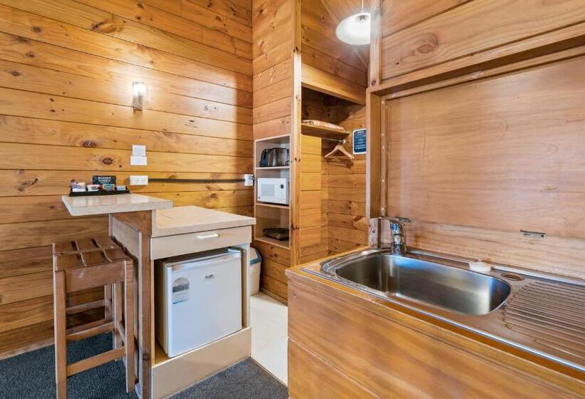 패밀리 룸, Aspiring Lodge Motel