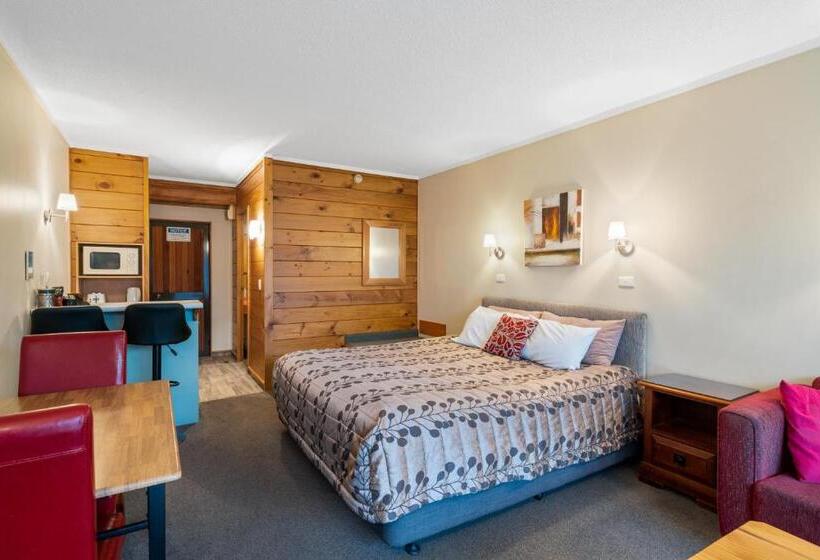 스탠다드 스튜디오 킹침대, Aspiring Lodge Motel