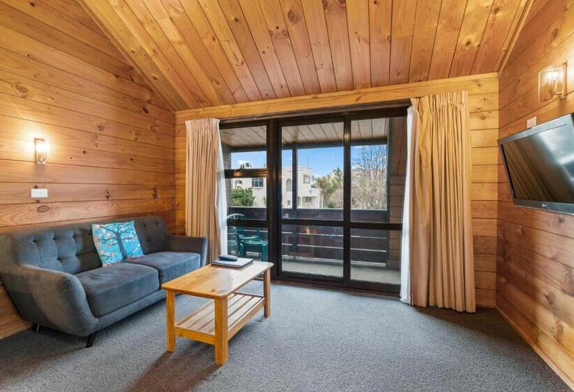 스탠다드 스튜디오 킹침대, Aspiring Lodge Motel