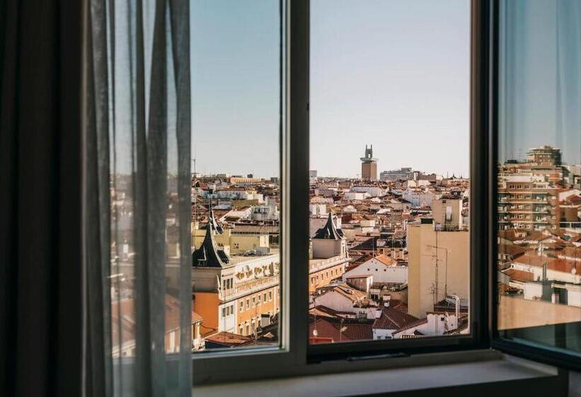 اتاق پرمیوم, Dear Hotel Madrid
