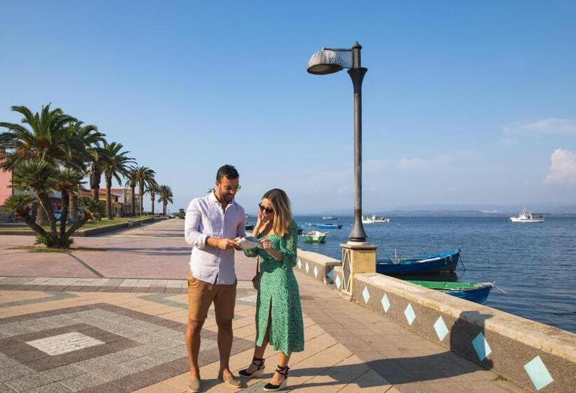 Люкс Вид на Море, Lu  Hotel Maladroxia