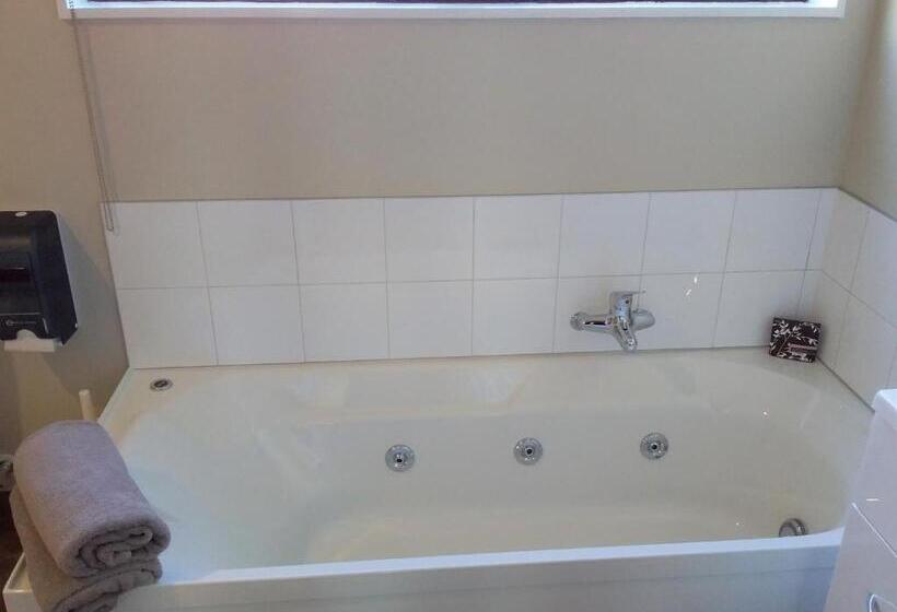 컴포트 룸, Turangi Bridge Motel