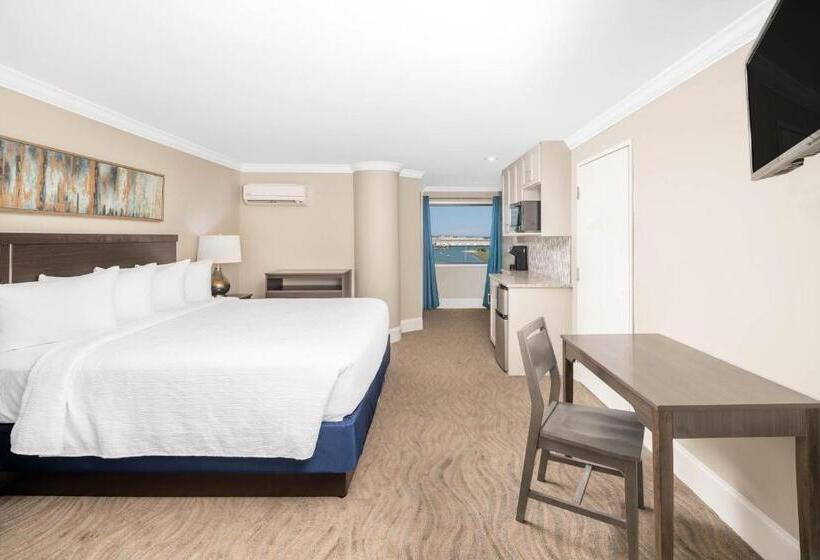 스탠다드 스튜디오 킹침대, Bask Hotel At Big Rock Landing