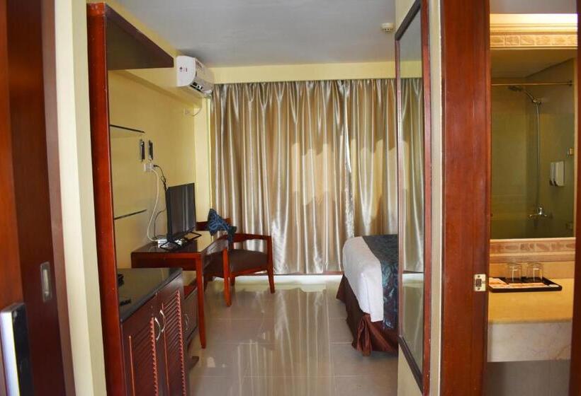 디럭스 룸, Golden Phoenix Hotel Boracay