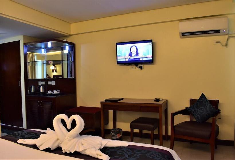 스탠다드 룸 킹사이즈 침대, Golden Phoenix Hotel Boracay