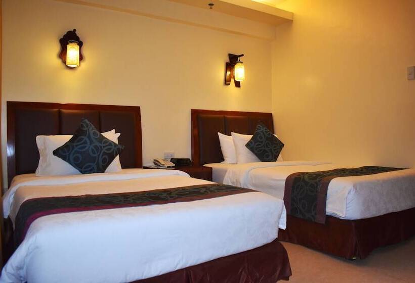 디럭스 룸, Golden Phoenix Hotel Boracay