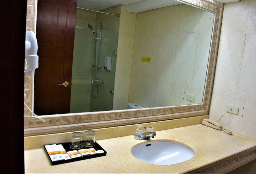 패밀리 룸, Golden Phoenix Hotel Boracay