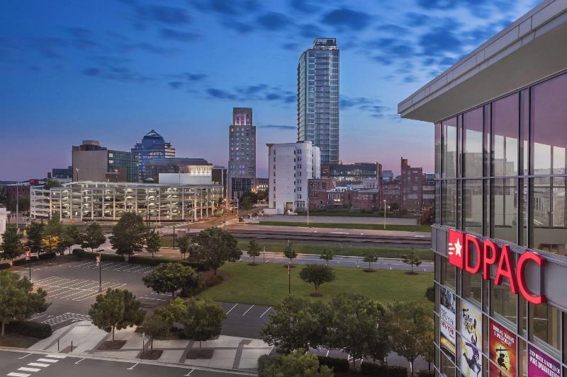 Номер Стандарт, Aloft Durham Downtown