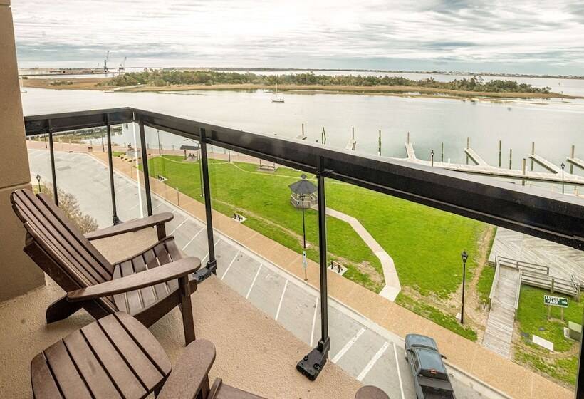 전망 스위트, Bask Hotel At Big Rock Landing