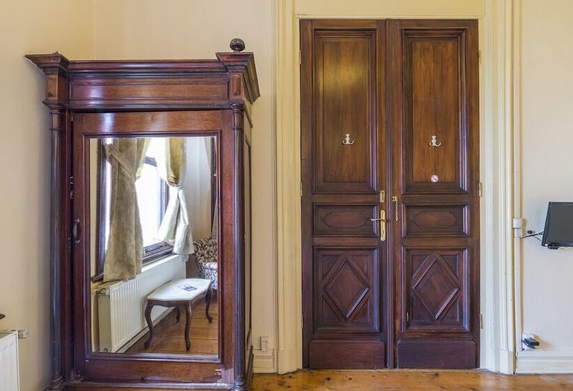 סוויטה משפחתית 2 חדרי שינה, Büyükada Anastasia Meziki History Mansion