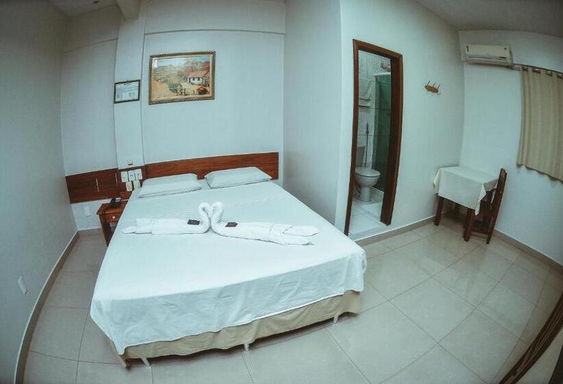 标准单人间, Frota Palace