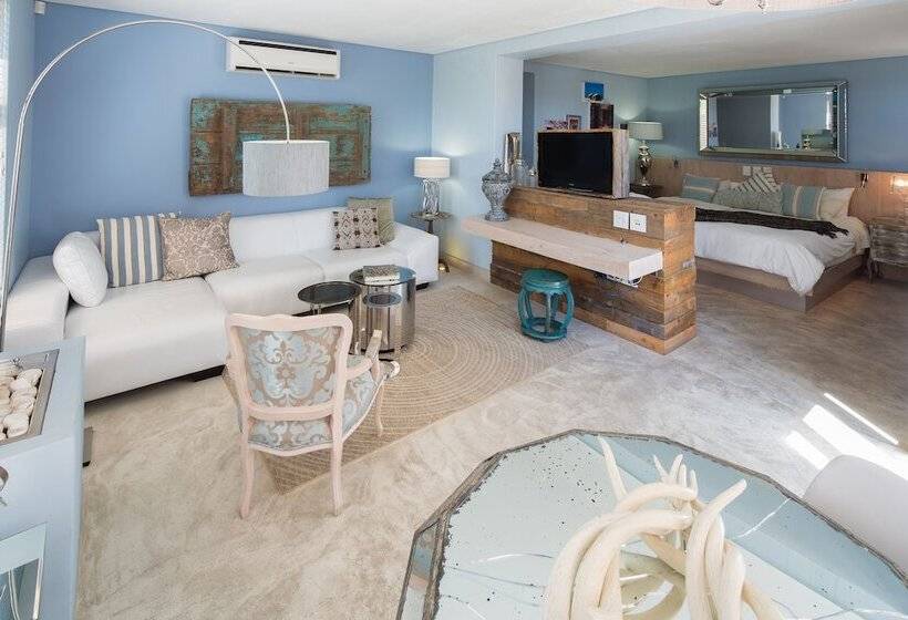 سوییت جونیور, The Olive Exclusive Allsuite