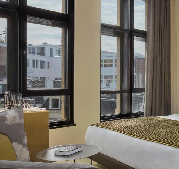 Standard Room City View, W Amsterdam