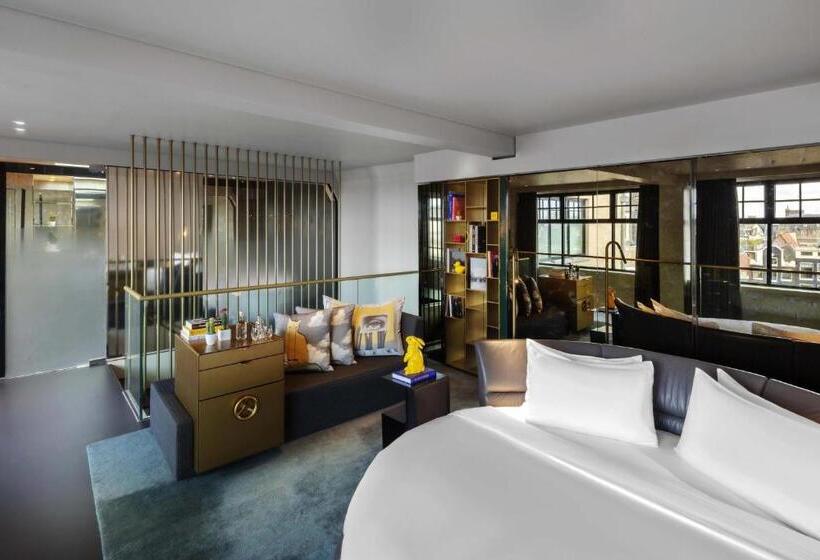 Suite with Views, W Amsterdam