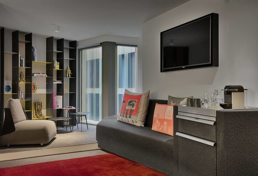 Suite, W Amsterdam